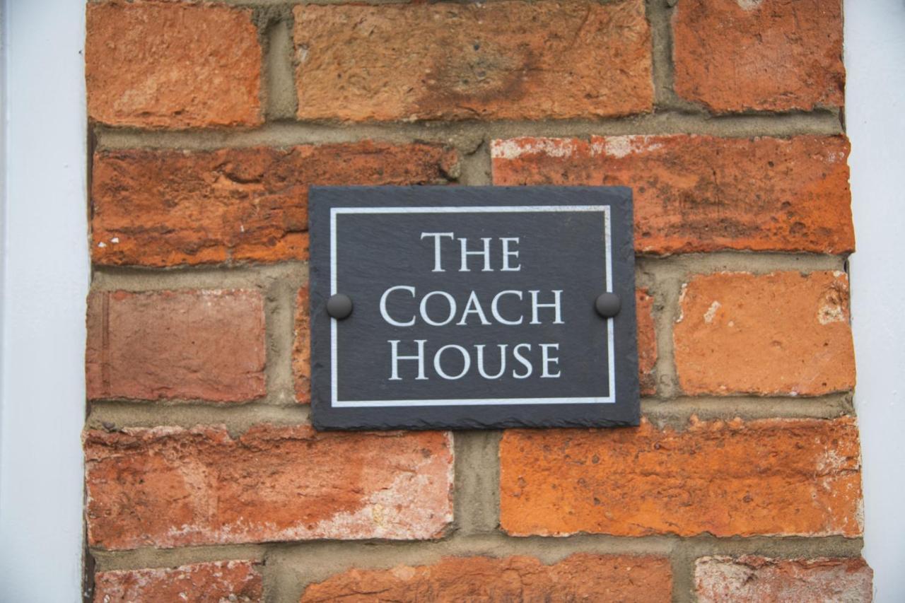 The Coach House Villa Martin  Bagian luar foto